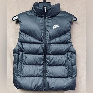 Nike Sportswear Therma-FIT Women's Down Vest, Size XS Black-$150 NWT DQ6896-010